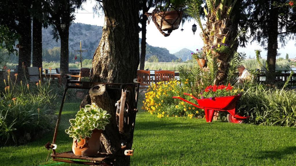 Hotel Happy Caretta Dalyan Exterior photo